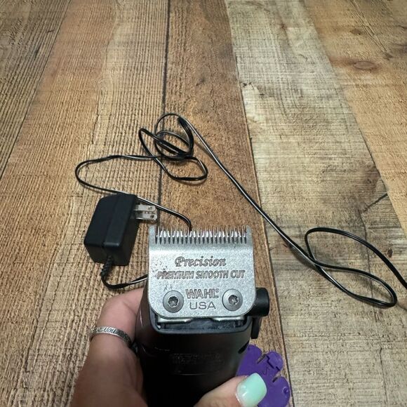 Wahl Professional Lithium Ion Cordless Pet Clippers Rechargeable Dog Grooming - Picture 4 of 11